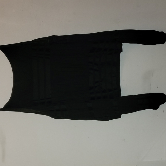 bebe cold shoulder top - Picture 3 of 7